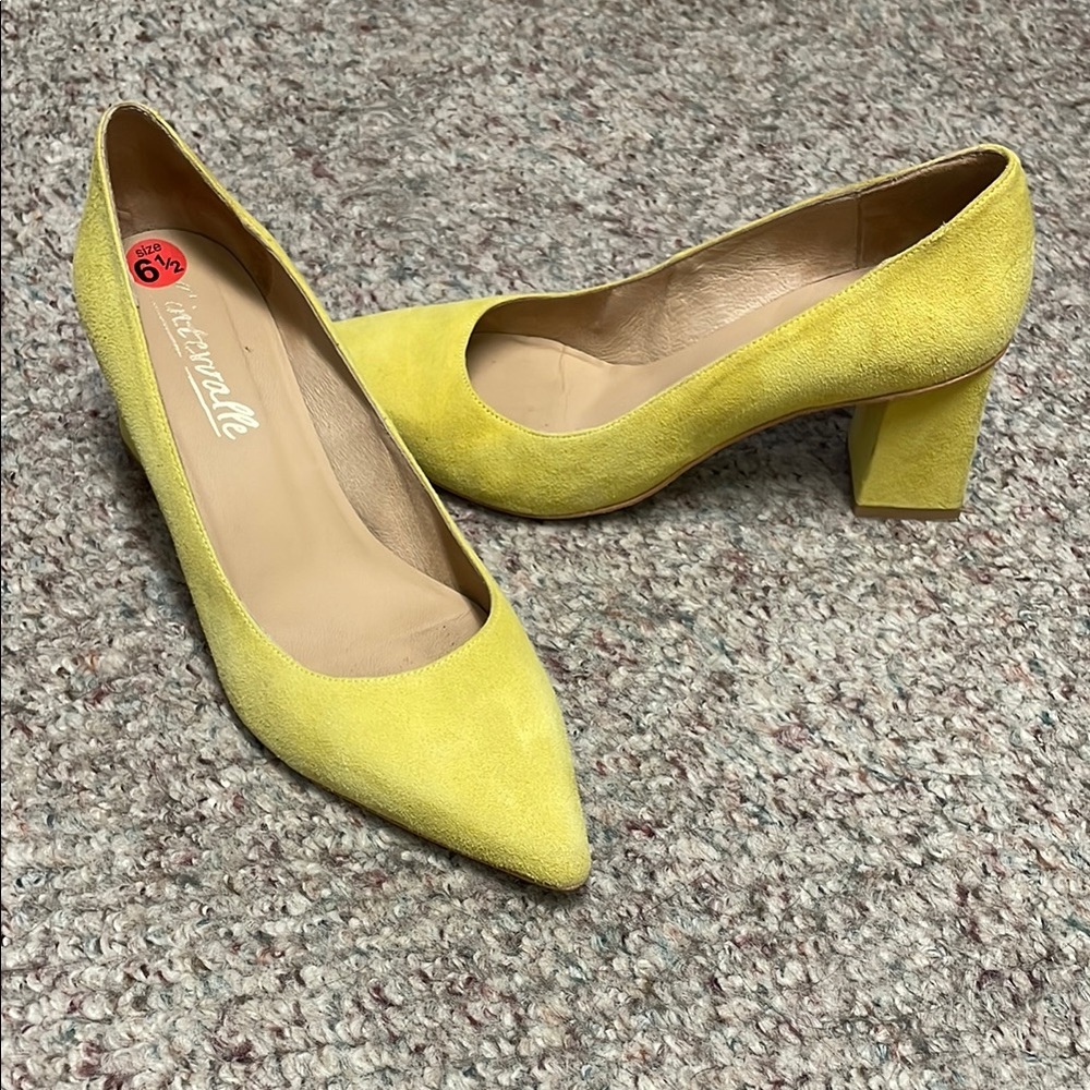 L'INTERVALLE lemon Yellow suede Block Heel Pumps